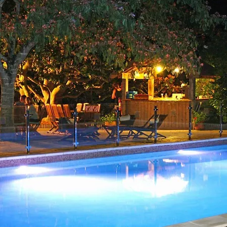 빌라 Sleeps 16 Pool Air Con Wifi